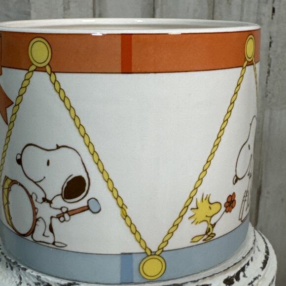Vintage 1970’s Snoopy Peanuts Ceramic Drum Vase And Planter - Picture 7 of 12